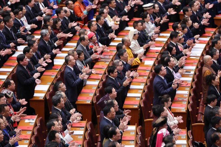 (Multimídia) Legisladores chineses aprovam Código Ecológico e Ambiental