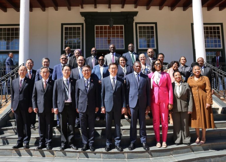 China e África do Sul realizam reunião de comissão binacional para fortalecer cooperação