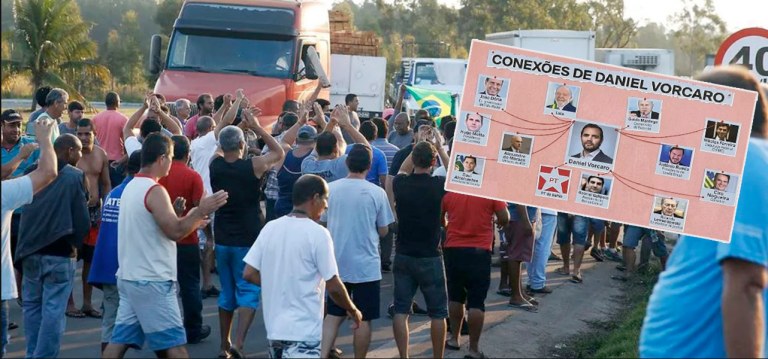 Caminhoneiros e um powerpoint apresentado pela GloboNews