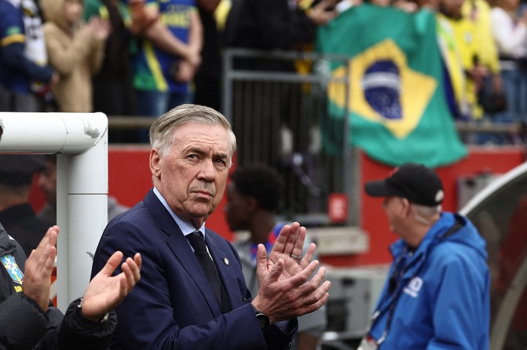 Técnico Carlo Ancelotti