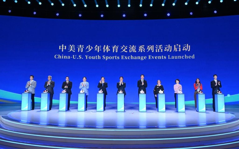 Vice-presidente chinês pede ações sólidas para revitalizar o espírito da Diplomacia Ping-Pong entre China e EUA