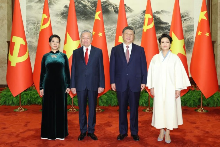 Mais altos líderes da China e do Vietnã mantêm conversações em Beijing