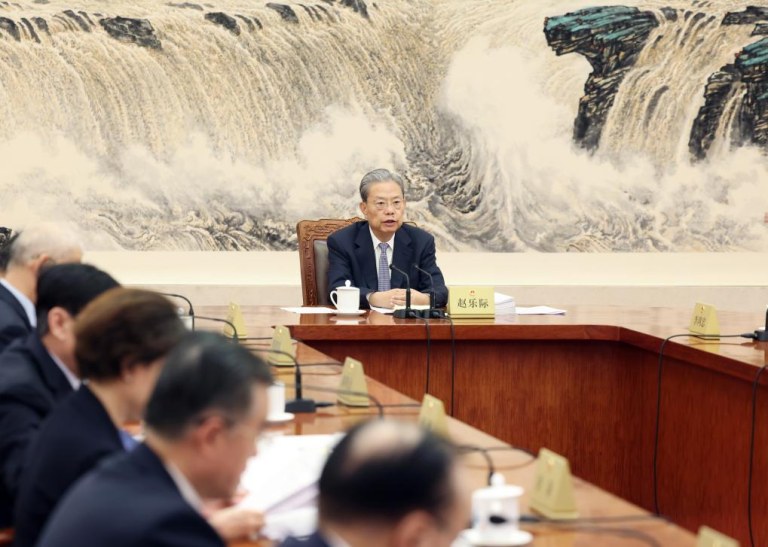 Mais alto órgão legislativo da China agenda sessão do comitê permanente para fim de abril