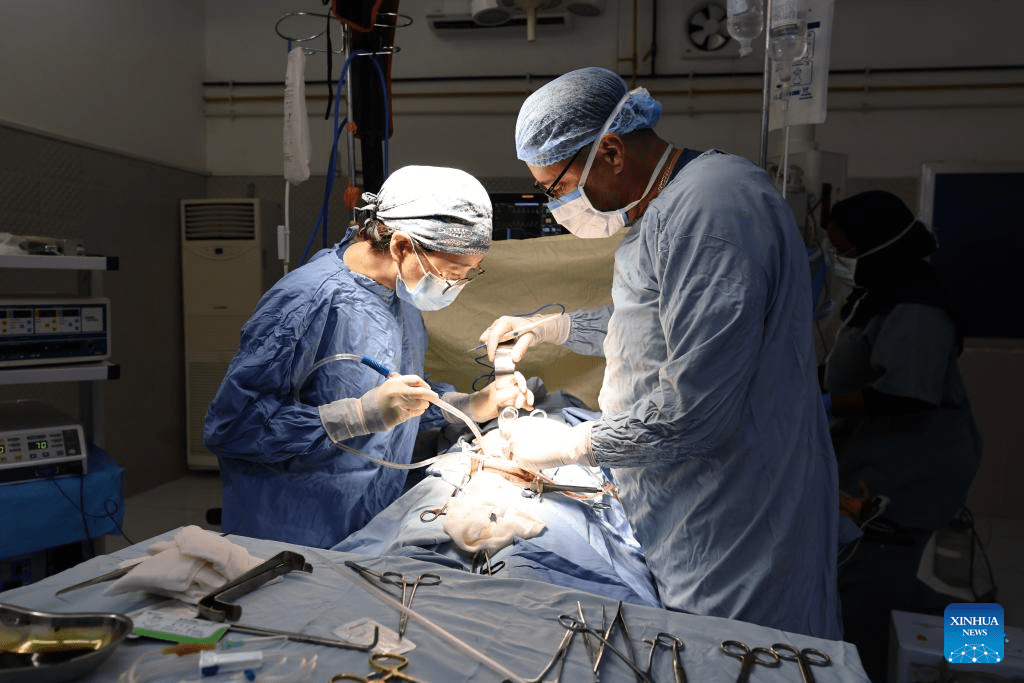 Destaque: Há 45 anos, equipes médicas chinesas levam cura e esperança ao Djibuti