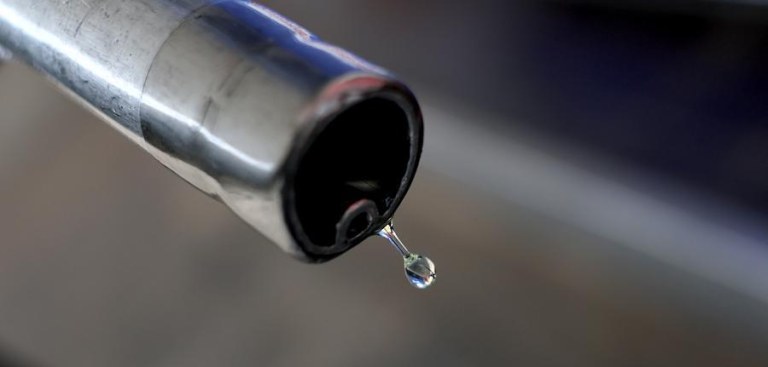 De petroleiros a tanques de gás -- Tensões no Estreito de Ormuz abalam mercados globais de energia