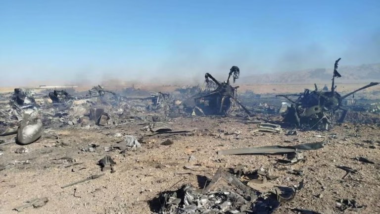 Destroços de suposta aeronave norte-americana destruída no Irã