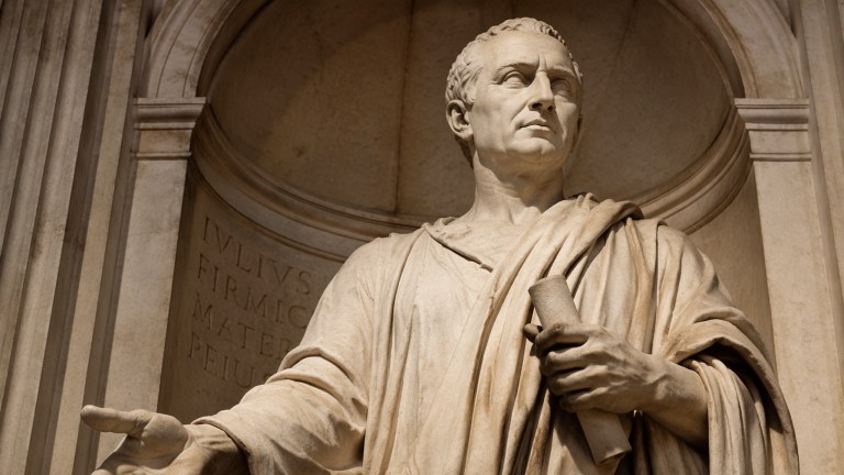 Representação de estátua de advogado na Roma Antiga