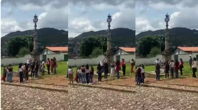 Vídeo mostra turistas imitando tortura em pelourinho de Mariana