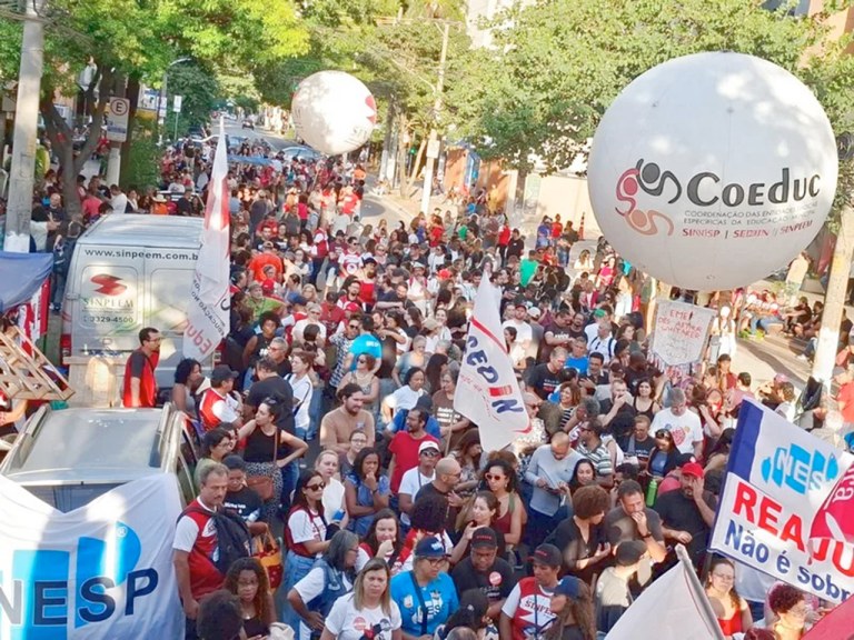 Mobilização de professores