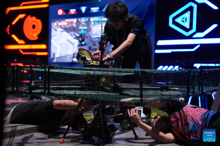 Etapa Regional do Campeonato Universitário RoboMaster 2026 termina em Changsha