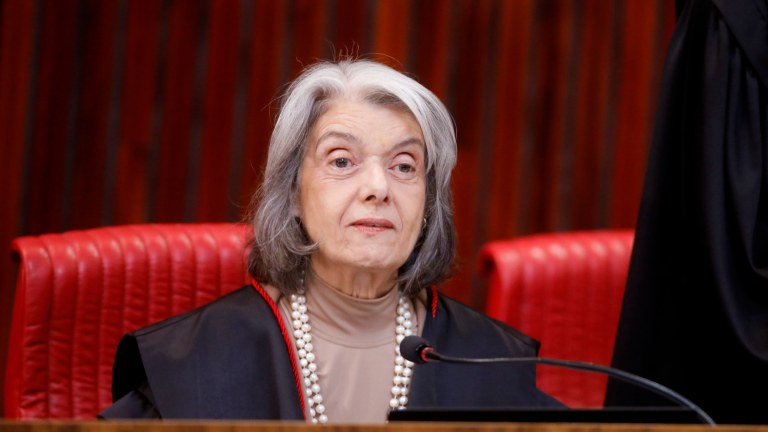 Carmen Lúcia