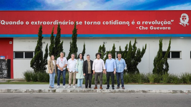 Maricá anuncia projeto com a Anvisa sobre cannabis medicinal para reduzir dependência externa em setor farmoquímico