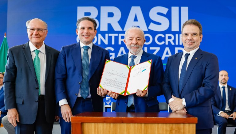 Presidente da República, Luiz Inácio Lula da Silva, durante Lançamento do Programa Brasil Contra o Crime Organizado, no Palácio do Planalto. Brasília-DF.