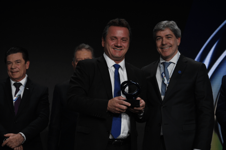 Wesley Batista recebe prêmio da indústria nos EUA