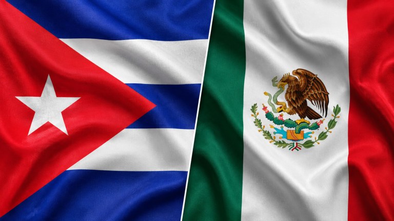 Bandeiras de Cuba e do México