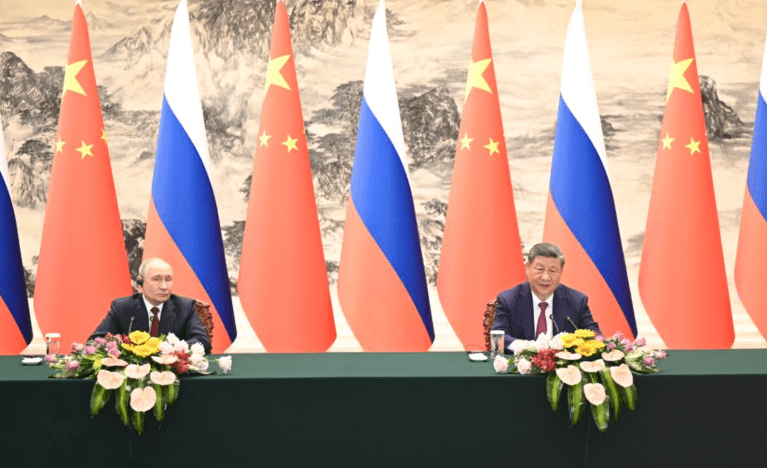 Vladimir Putin e Xi Jinping
