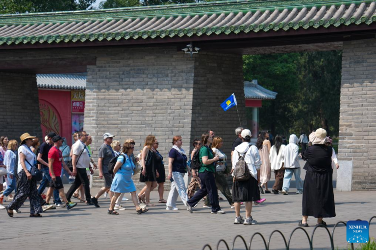 Políticas de isenção de visto impulsionam alta de 35,3% no turismo receptivo em Beijing