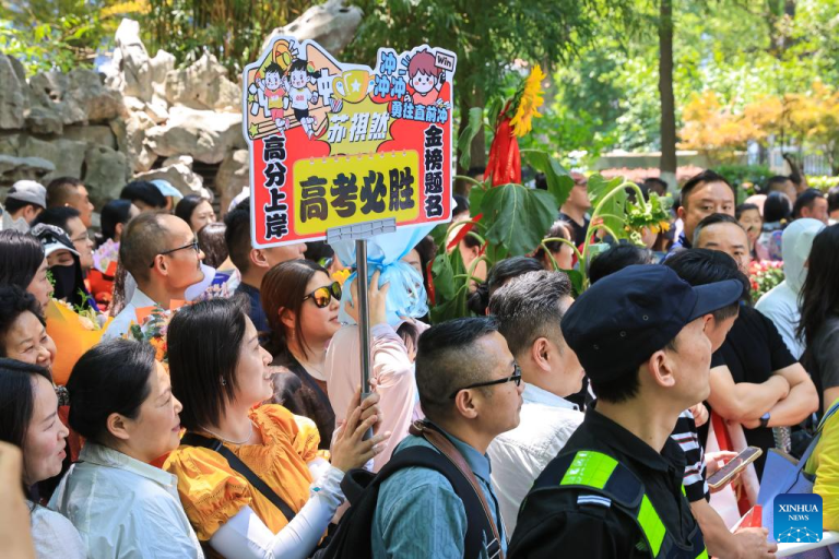 Exame nacional de admissão ao ensino superior chega ao fim em diversas regiões da China
