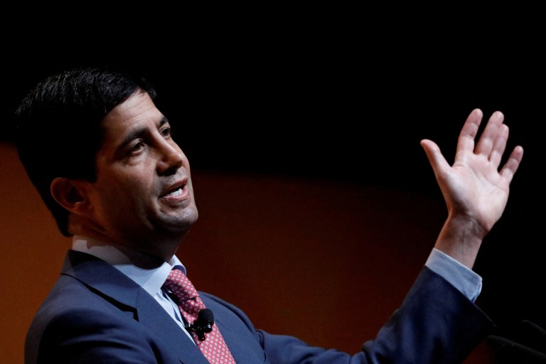 Ex-diretor do Federal Reserve Kevin Warsh 
08/05/2017. REUTERS/Brendan McDermid//File Photo