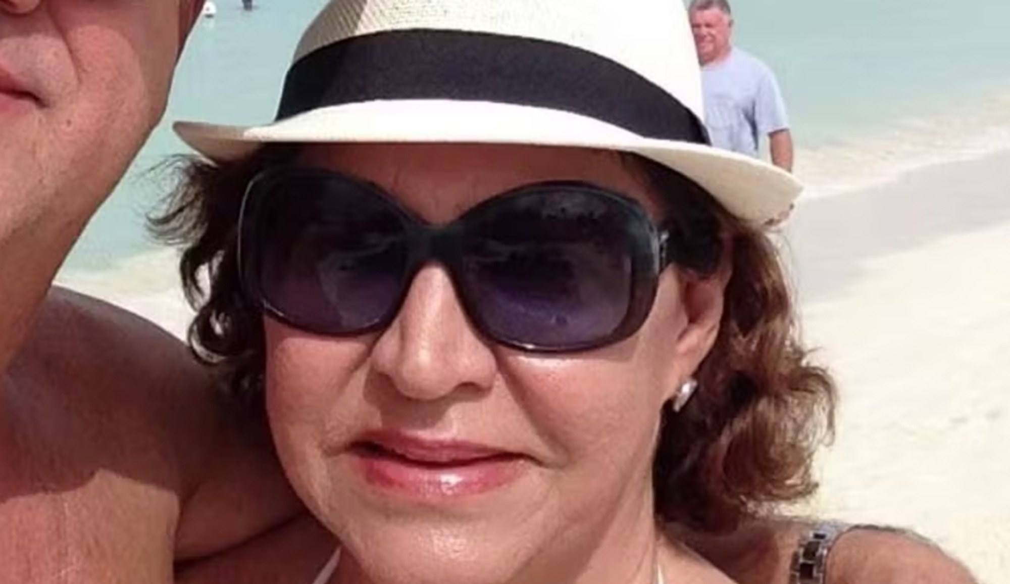 Maria da Glória Pereira da Silva Fávaro, de Ituverava, SP, morreu após cair de escada de avião durante desembarque