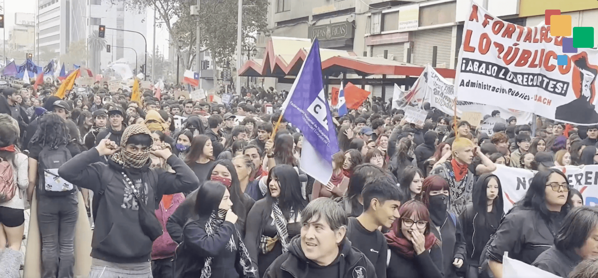 Protesto no Chile contra o presidente José Antonio Kast