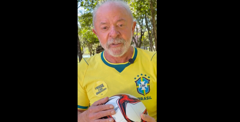 Lula manda recado aos jogadores: joguem com alma