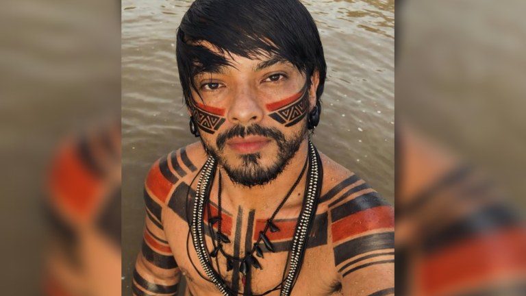 Cauã Wirapayé, criador de conteúdo da Aldeia Karanã