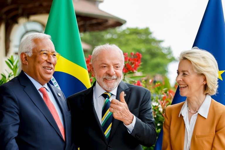 Presidente da República, Luiz Inácio Lula da Silva com Presidente da Comissão Europeia, Ursula von der Leyen e Presidente do Conselho Europeu, António Costa na Cúpula do G7, em Évian-les-Bains - França.