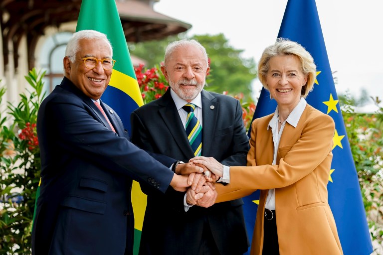 16.06.2026 - Presidente da República, Luiz Inácio Lula da Silva com Presidente da Comissão Europeia, Ursula von der Leyen e Presidente do Conselho Europeu, António Costa na Cúpula do G7, em Évian-les-Bains - França. Foto: Ricardo Stuckert / PR