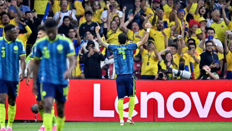 Colômbia vence na Copa