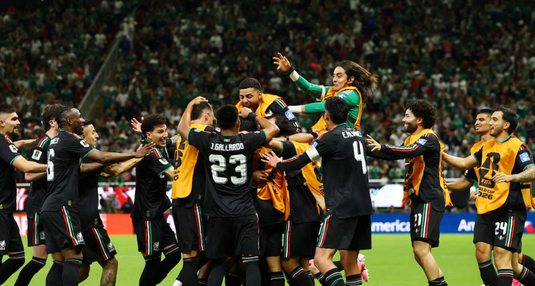 México celebra a vitória na Copa