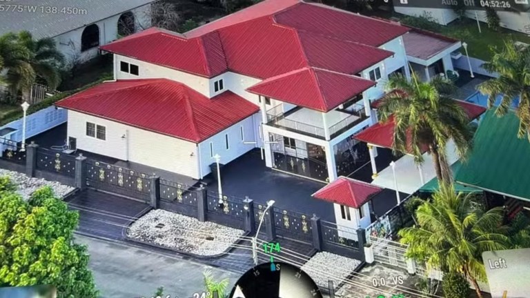 Mansão de Arnaldo Ribeiro no Suriname