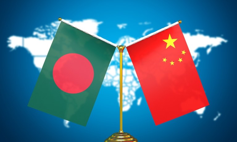 Bandeiras de Bangladesh e China