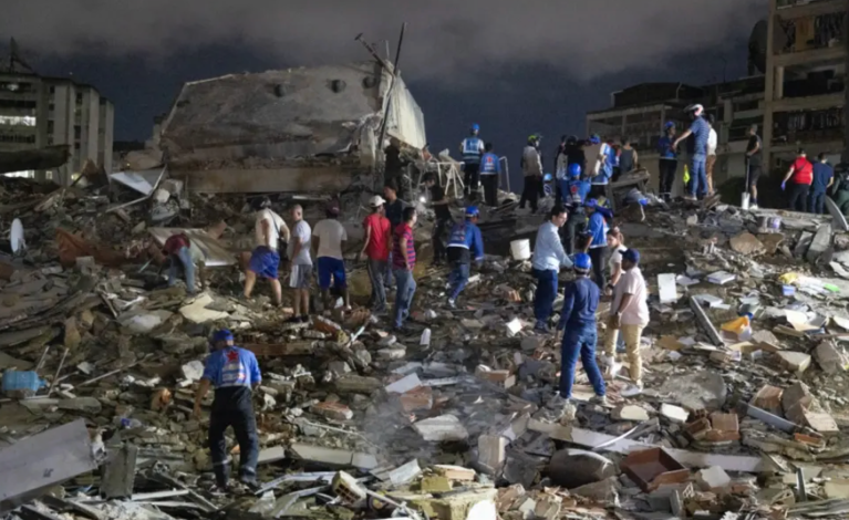 Terremoto devasta a Venezuela