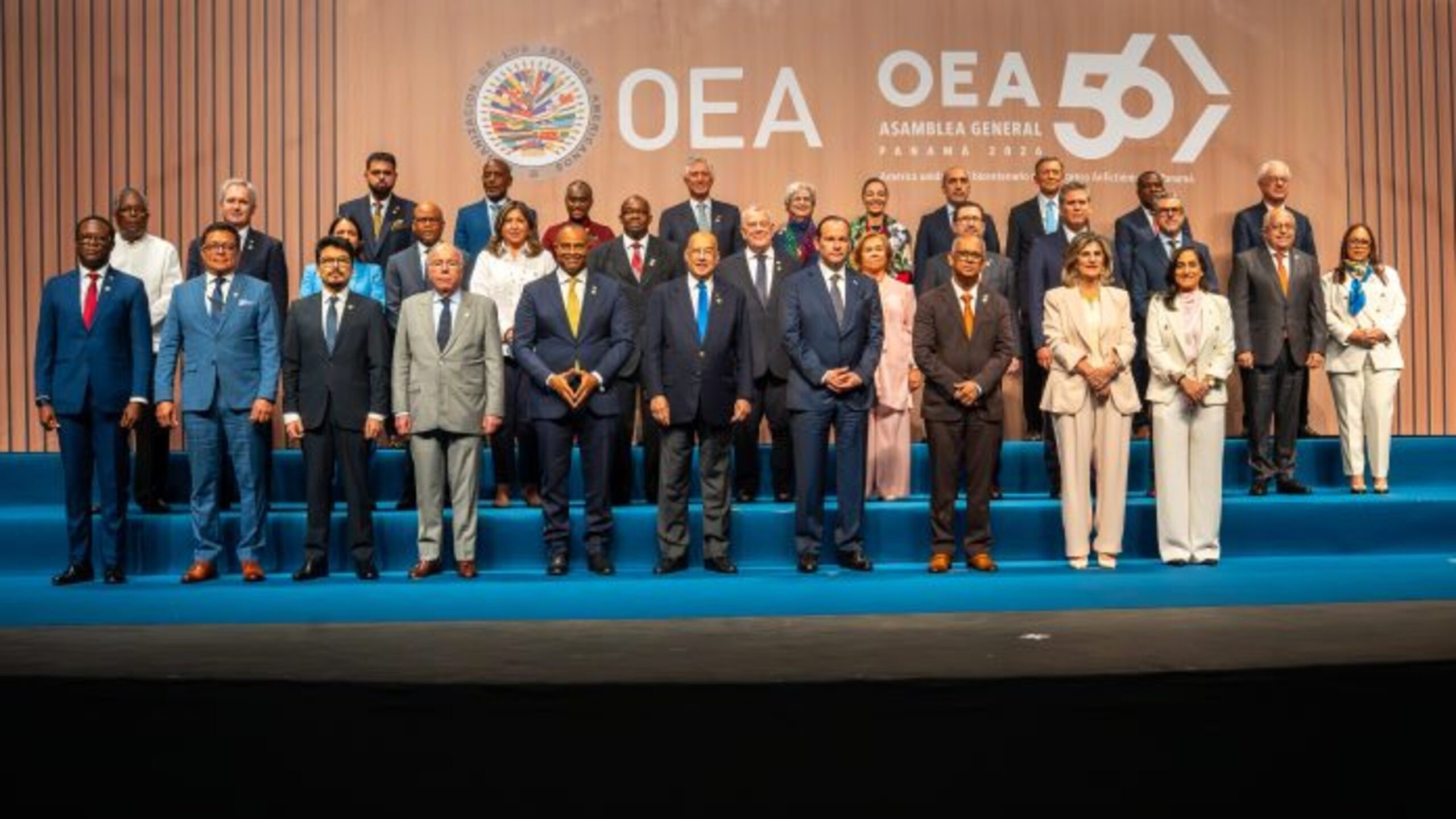 Foto oficial da 56ª Assembleia Geral da OEA