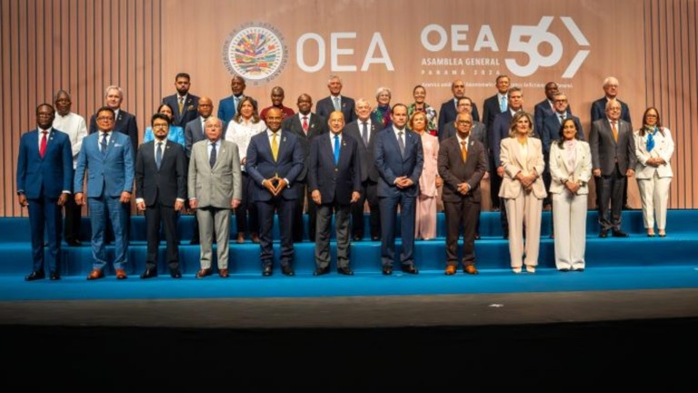 Foto oficial da 56ª Assembleia Geral da OEA