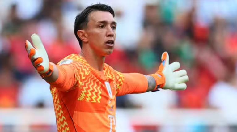 O goleiro uruguaio Fernando Muslera