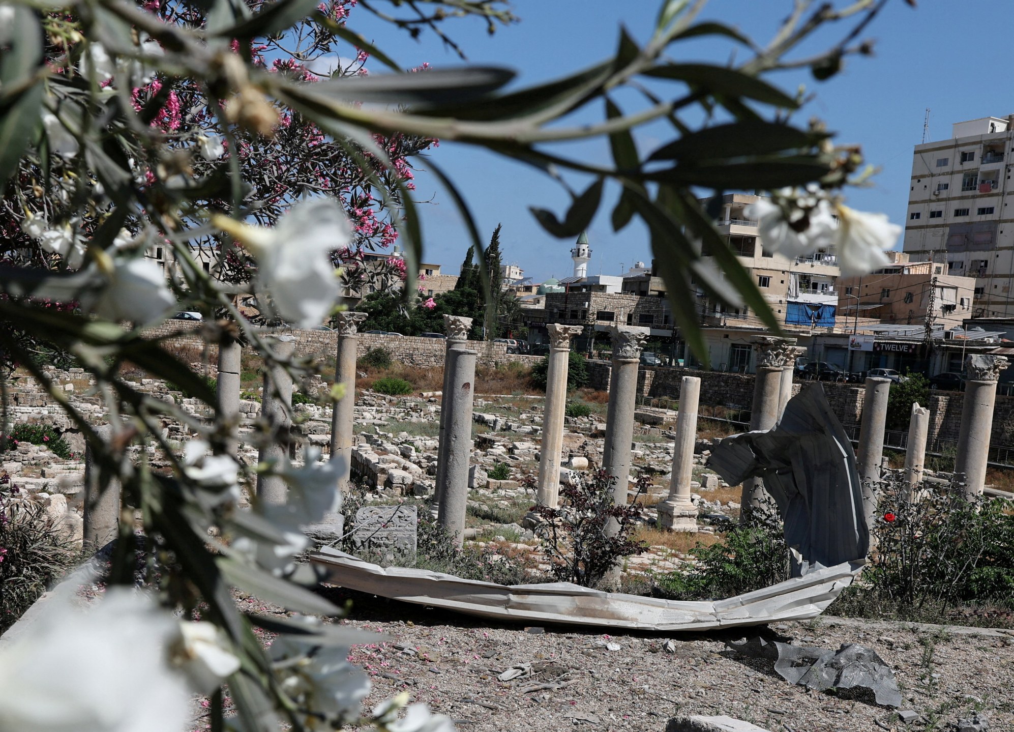 Ruínas romanas de Al-Bass, local considerado Patrimônio Mundial da Unesco, atingido por um ataque aéreo israelense em Tiro, no sul do Líbano, em 25 de junho de 2026.