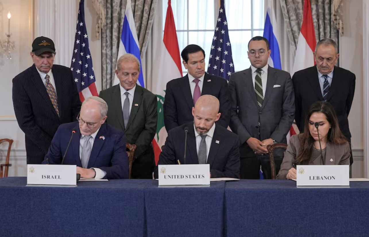 EUA, Israel e Lìbano assinam acordo que leva conflito a mais impasse