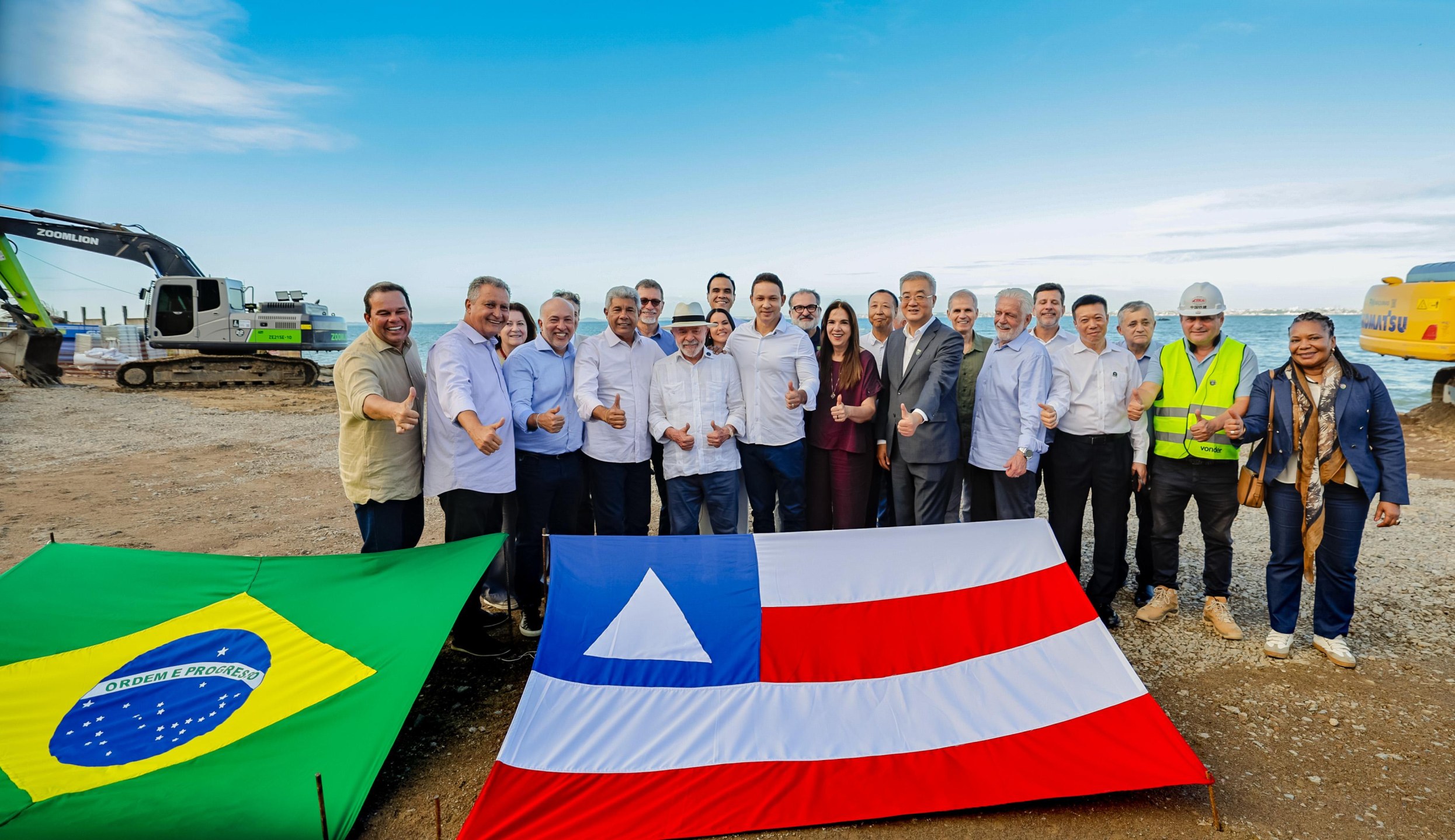 Lula visita canteiro de obras da ponte