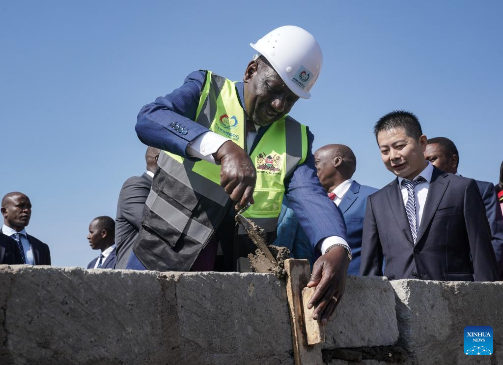 Quênia inicia construção de centro de comércio global para impulsionar comércio com a China