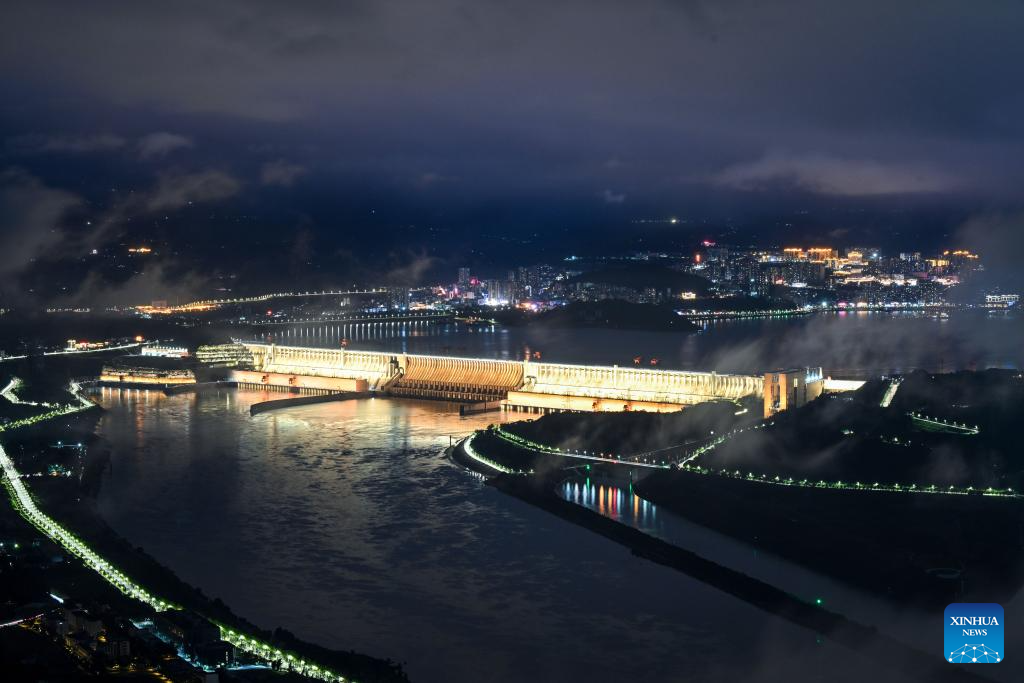 Paisagem da Represa das Três Gargantas em Yichang, no centro da China