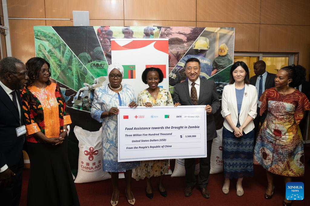China doa 3,5 milhões de dólares para programa de ajuda alimentar na Zâmbia