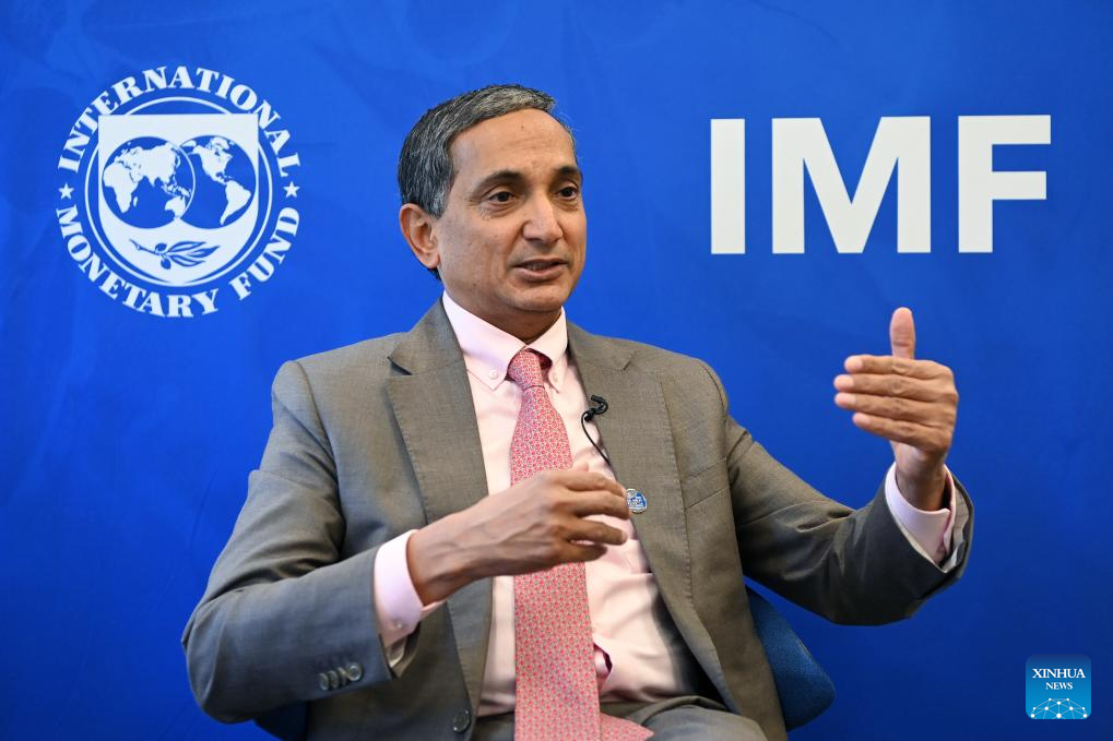 Entrevista: Maior integração e maior demanda interna contribuem para o crescimento sustentável da Ásia, diz funcionário do FMI