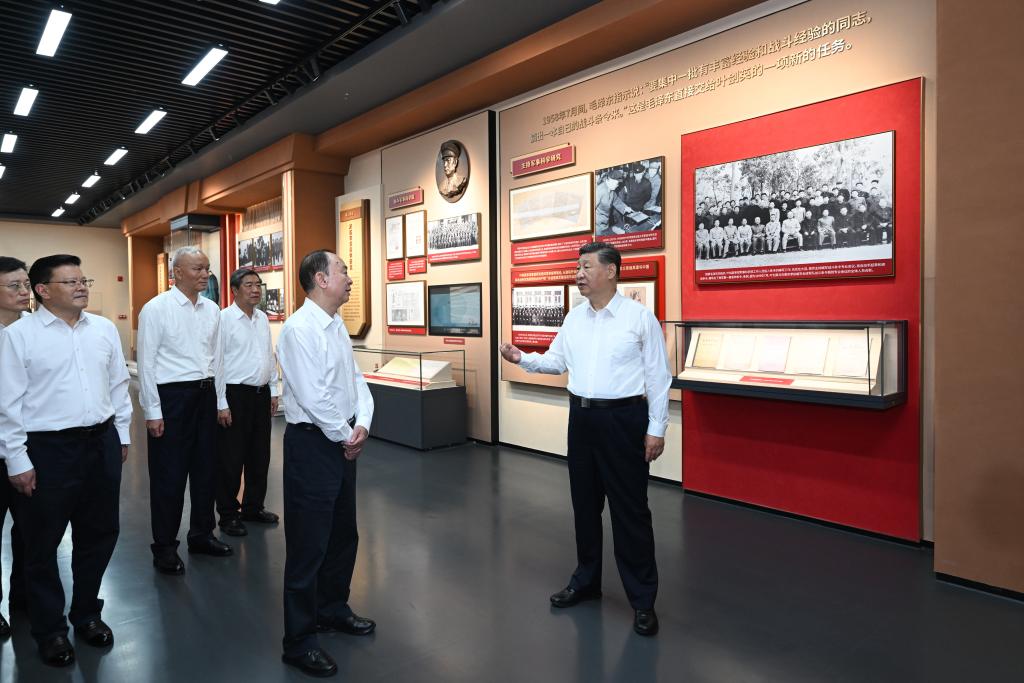 Xi pede aprofundamento da reforma e abertura durante viagem de inspeção em Guangdong