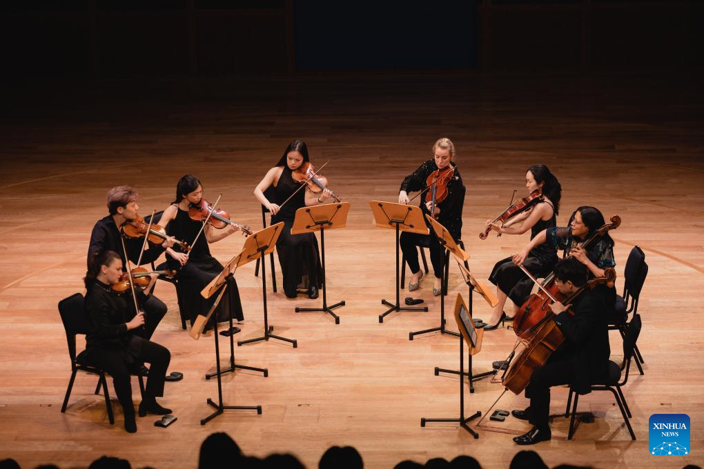 Destaque: Culturas chinesa e americana se unem através da música