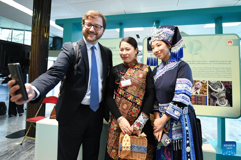 Exposição de Produtos de Indicação Geográfica da China (Guangxi) abre em Genebra