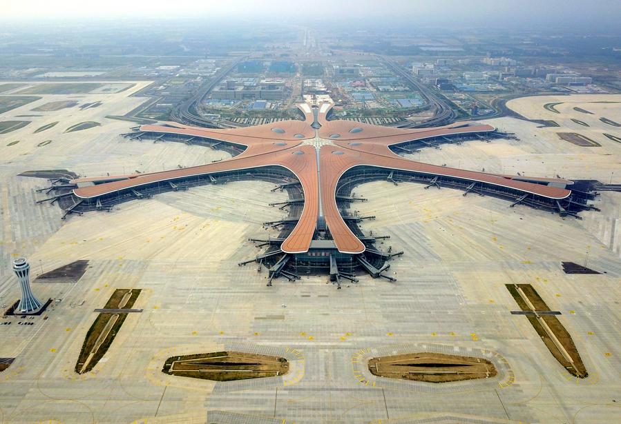 (Multimídia) Aeroportos em Beijing registram crescimento robusto no valor de exportação