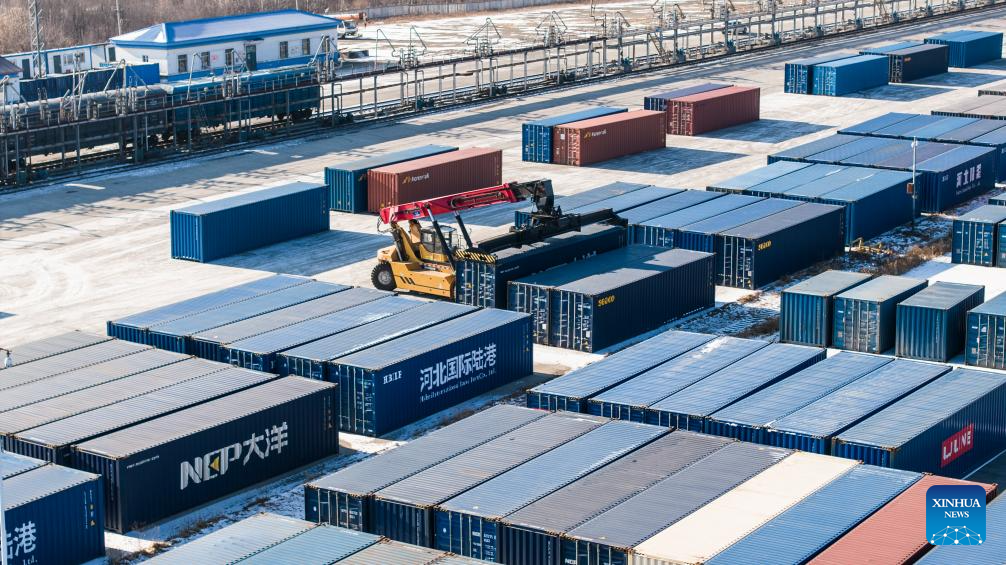 "Corredor oriental" da rede de trens de carga China-Europa estabelece novo recorde operacional