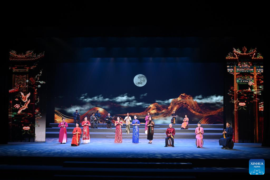 Abertura do 15º Simpósio Internacional de Nanyin de Quanzhou é marcada por apresentação especial